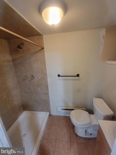 1248 Magee Ave, Philadelphia PA  19111-4942 exterior