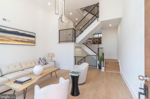 920 Bonsall St, Philadelphia, PA 19146-0025