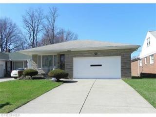 23871 Effingham Blvd, Cleveland, OH 44117-1922