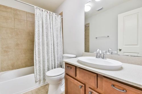 7007 Dewberryshores Ln, Humble TX 77396-4352 exterior