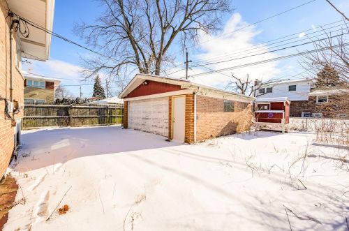 2711 84th Pl, Chicago IL 60652-3914 exterior