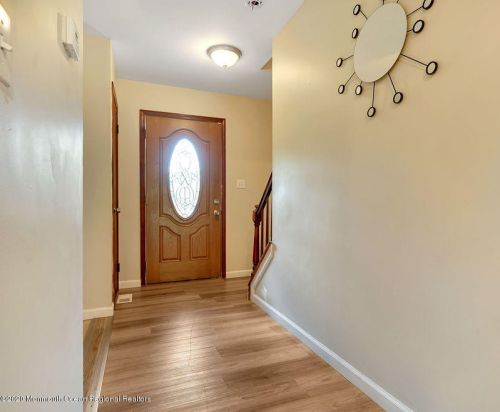 95 Hope Chapel Rd, Jackson Twp NJ 08527-5061 exterior