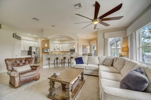 1453 Foxtail Ct, Lake Mary FL 32746-4467 exterior