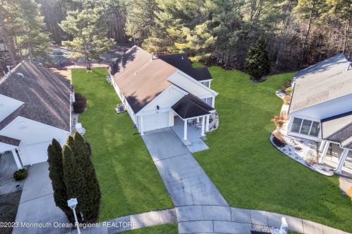 341 Devon St, Lakehurst NJ  08759-4637 exterior