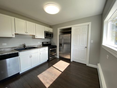 11717 Avers Ave, Chicago IL 60805-1856 exterior