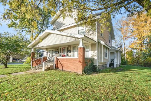 2361 Greenfield Ave, Wyoming MI exterior