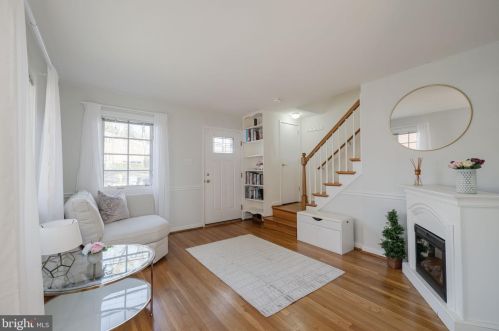 4312 Vermont Ave, Alexandria VA  22304-4922 exterior