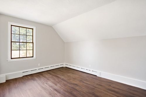 70 Nagle St, Springfield MA 01151-2133 exterior