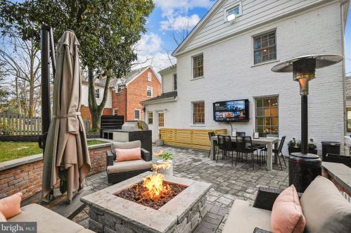 9103 1st Ave, Silver Spring MD 20912-4654 exterior