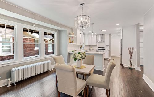 4305 Farwell Ave, Milwaukee WI  53211-1758 exterior