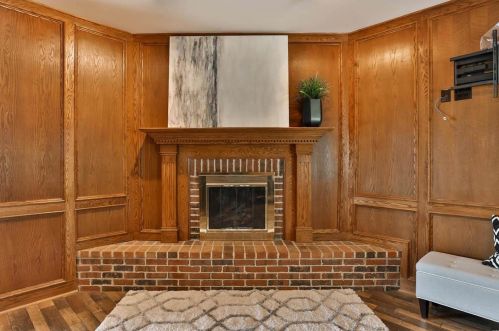 10101 Courtwick Dr, Saint Louis MO 63128-1613 exterior