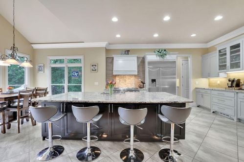 8069 Kenstone Ct, Atlanta GA 30350-4160 exterior