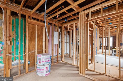 3765 18 St, Philadelphia PA 19140-3508 exterior