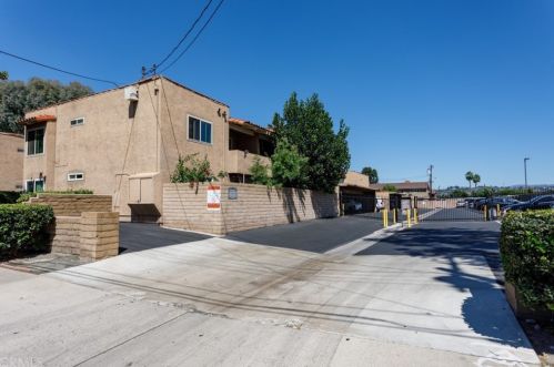 13722 Red Hill Ave, Tustin CA  92780-4722 exterior