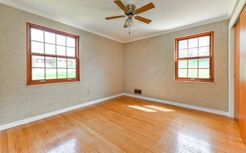 461 Olive St, Pittsburgh PA 15237-4886 exterior