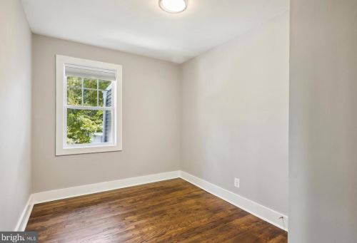 1314 Crawford Dr, Rockville MD 20851-1714 exterior