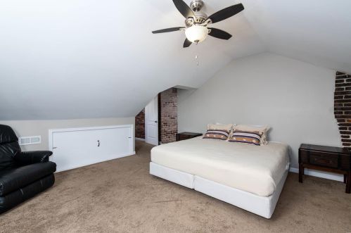 2112 Sidney St, Saint Louis MO 63104-2834 exterior