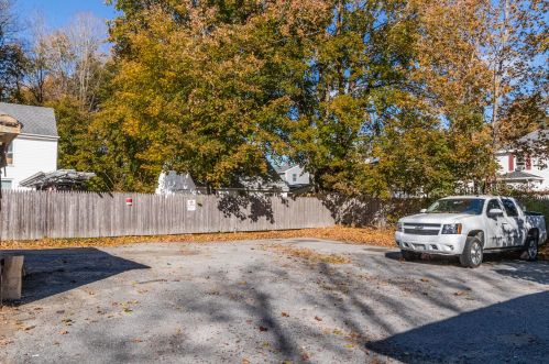 1435 Forest Ave, Portland ME 04103-3385 exterior