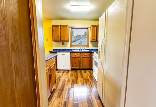 424 Berwick Blvd, Waukegan IL 60085-3408 exterior