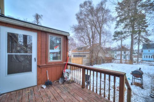 1059 Franklin St, Grand Rapids MI 49507-1462 exterior