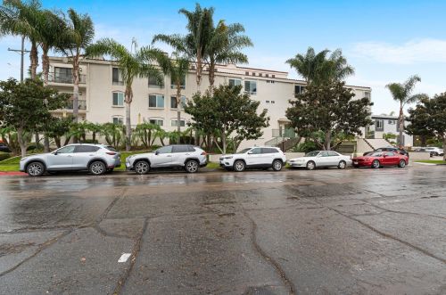 3633 Indiana St, San Diego, CA 92103-4662