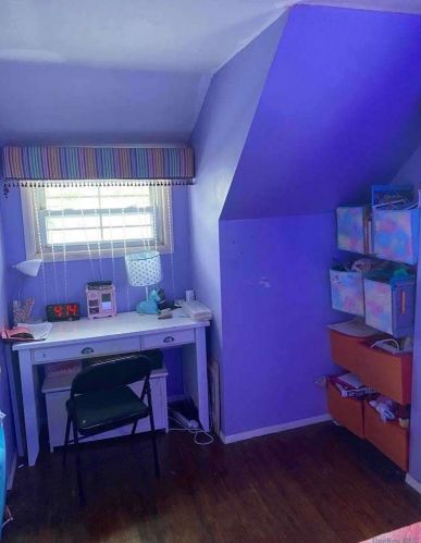 390 Earle St, Central Islip NY 11722-3711 exterior