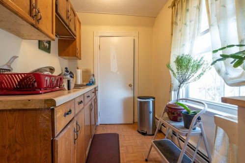 202 Ontario St, Providence RI 02907-1713 exterior