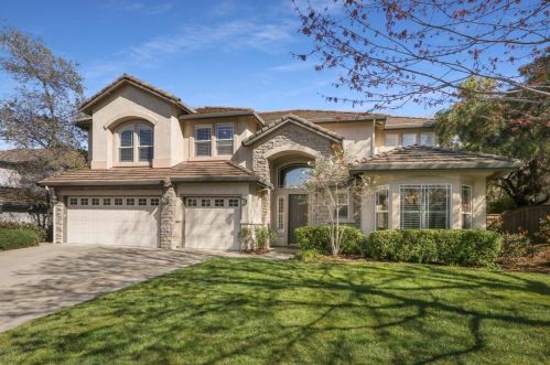 4127 Meadow Wood Dr, Folsom, CA 95762-7525