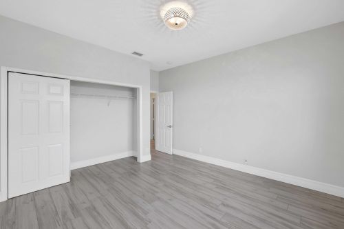 4220 5 Ave, Boca Raton FL 33431-4659 exterior