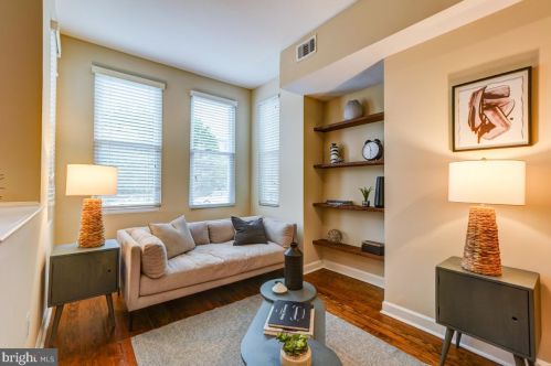 1434 F St, Washington DC 20002-4530 exterior