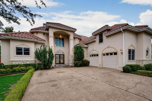 1220 Travis Cir, Irving, TX 75038-6241