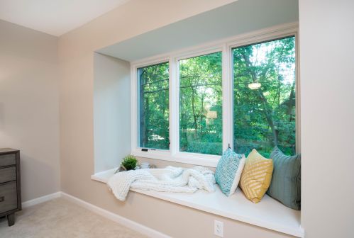 919 Essex Cir, Kalamazoo MI 49008-2349 exterior