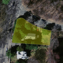 69 Dexter Rd, Newton MA  02460-2410 aerial view