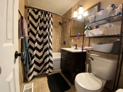 1703 Marlboro Ln, Joliet IL 60403-2018 exterior