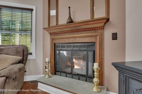 984 Woodlane Rd, Jackson Twp NJ 08527-1556 exterior