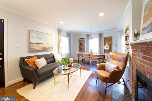 151 Moncure Dr, Alexandria VA 22314-4946 exterior