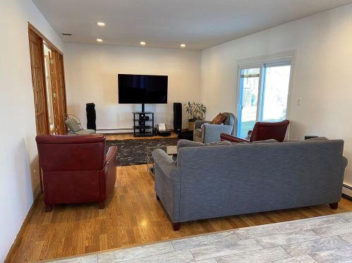 18 Gamay Ct, Commack NY  11725-1771 exterior