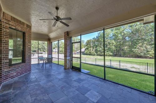 3114 Pine Chase Dr, Montgomery TX  77356-7900 exterior