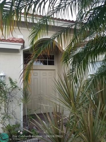 4144 Worlington Ter, Fort Pierce FL  34947-1335 exterior