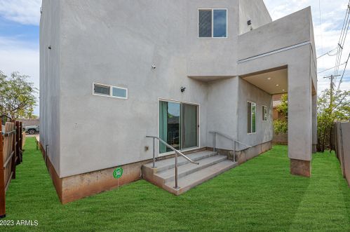 1708 5th St, Phoenix AZ  85004-2846 exterior