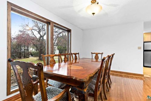 2701 13 St, Duluth MN 55806-1114 exterior