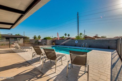 1707 18th St, Phoenix, AZ 85006-2304