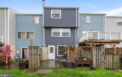 1615 10 St, Arlington VA 22204-4768 exterior