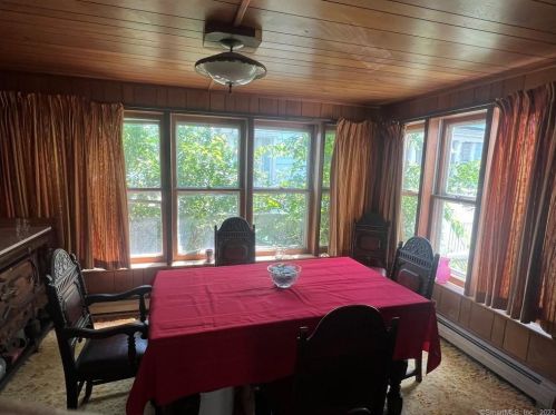 171 3 Ave, Milford CT 06460-5248 exterior