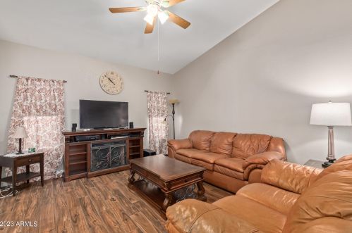 1650 Park Ave, Chandler AZ 85226-1236 exterior