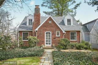 1617 Buchanan St, Arlington, VA 22207-2033