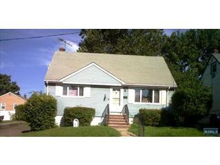 191 Kent St, Hackensack, NJ 07601-1706