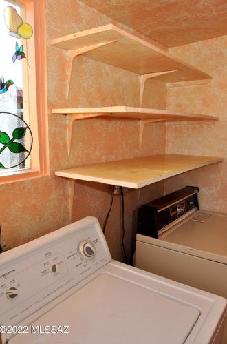 4114 Monte Vis Dr, Tucson AZ 85712-5516 exterior