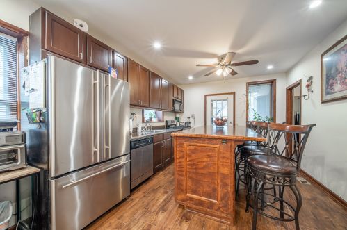 4453 Kildare Ave, Chicago IL 60652-3127 exterior