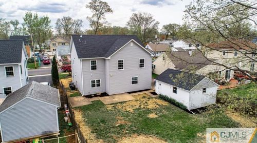 87 Ashley Rd, Edison NJ  08817-4062 exterior